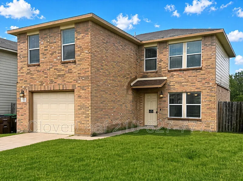 3 bed, 2.5 bath, 1667 sqft, $1,557 — Photo 1