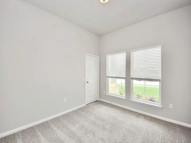 1513 Fort Dessau Rd — Photo 18