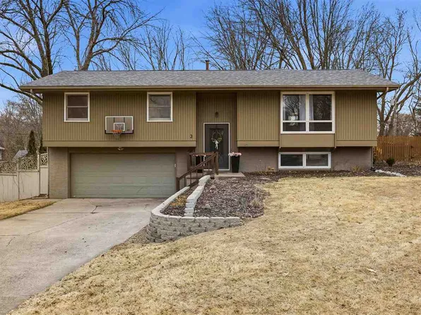 3 Mount Vernon Ct, Iowa City, IA 52245