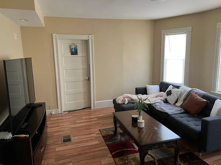 18 Meridian Pkwy #2 — Photo 3