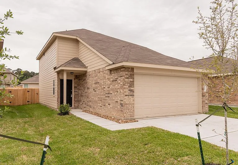 13827 Forest Springs Ln — Photo 3