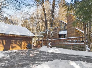 2449 Forest Dr E, Pocono Lake, PA 18347