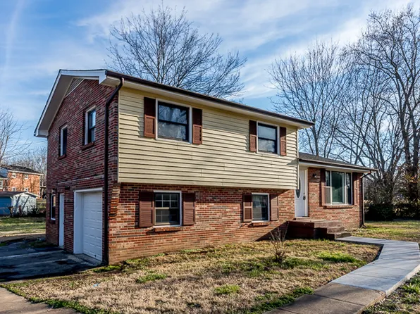 302 Britton Springs Rd, Clarksville, TN 37042