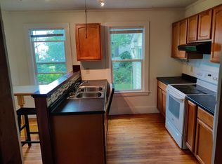 34 Oregon St FLOOR 1, Portland, ME 04103