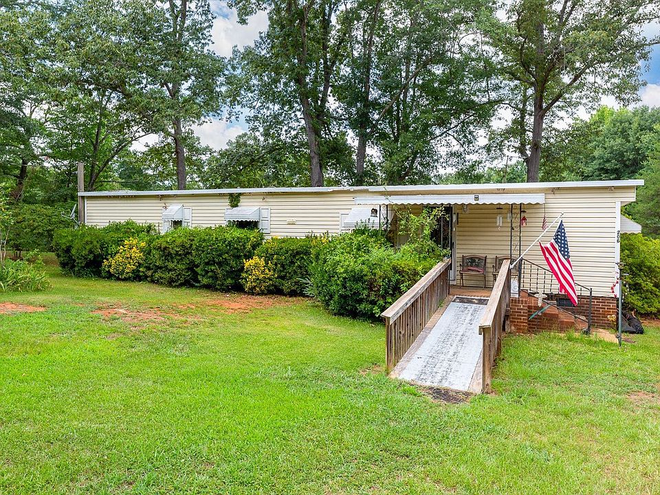 1st image of 206 Brentwood Cir
