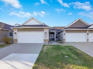 3534 Riverwood Dr, Hastings, MN 55033
