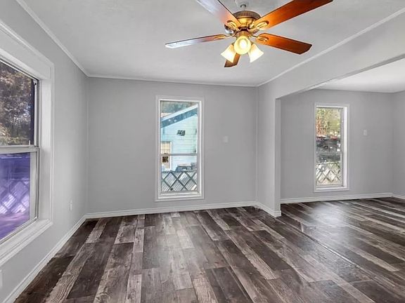 3rd image of 3453 Wayside Ave