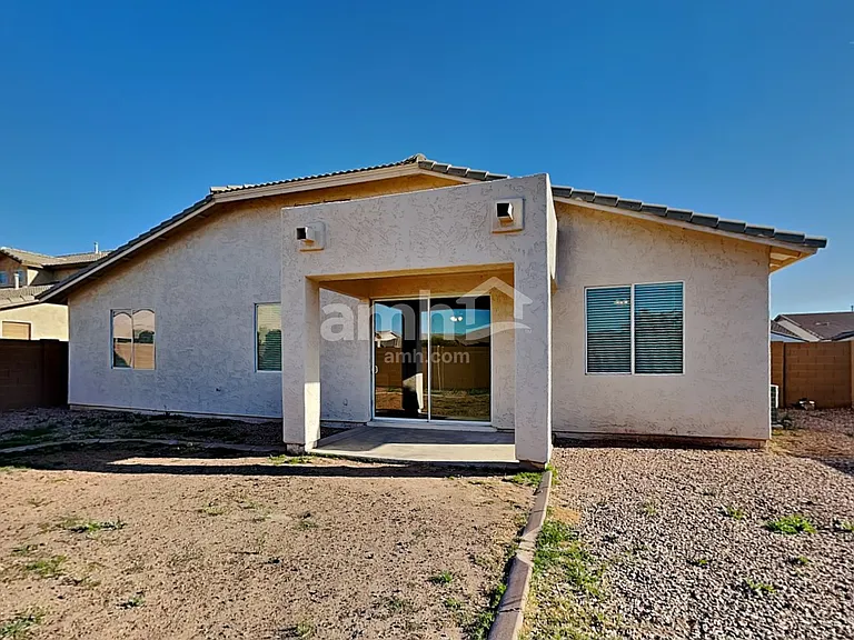 7227 W Darrow St — Photo 25