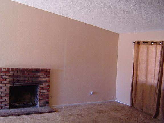3rd image of 14441 Victor Dr