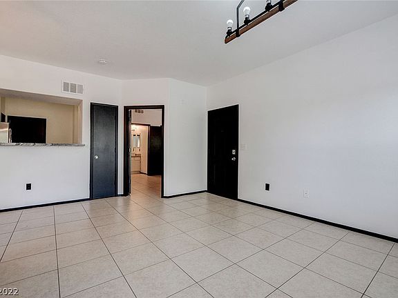 5th image of 45 Maleena Mesa St APT 314