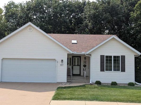 2027 Villa Pines Cir #14, Carbon Cliff, IL 61239