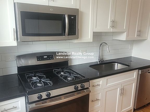5th image of 1752 W North Shore Ave APT 3
