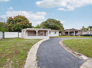 3851 NW 172nd Ter, Miami Gardens, FL 33055