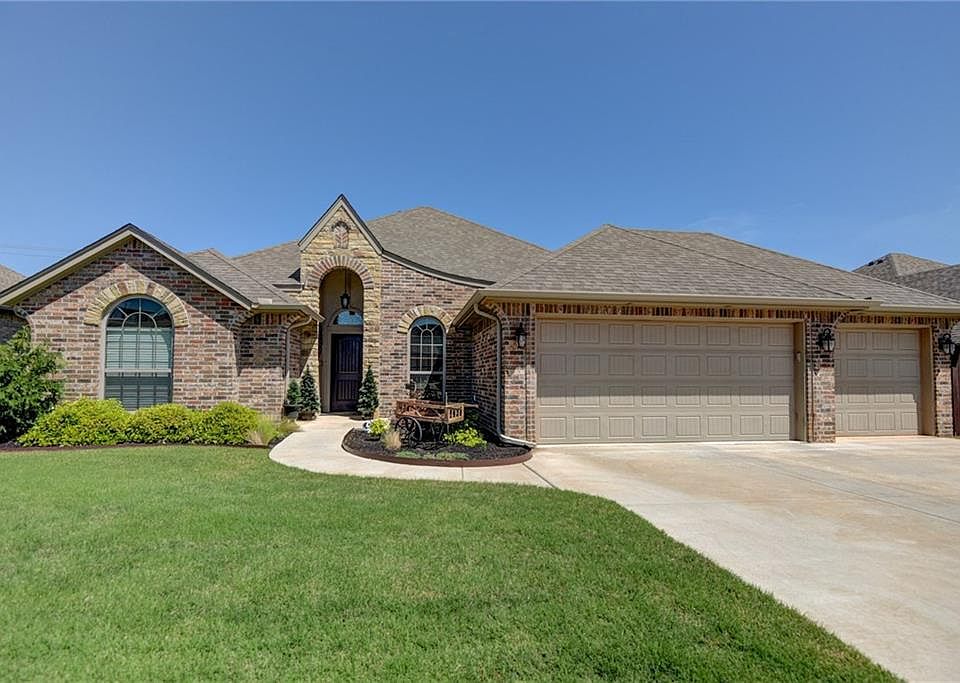 1st image of 4108 Vista Dr