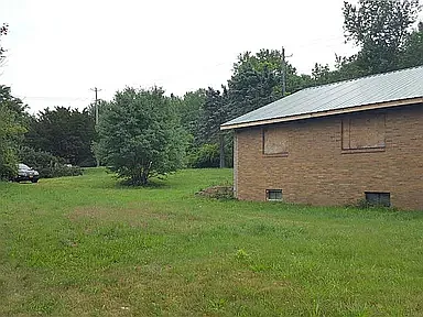 3 bed, $1,950 — Photo 4
