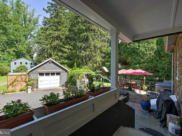 353 Cherry Hill Rd — Photo 40