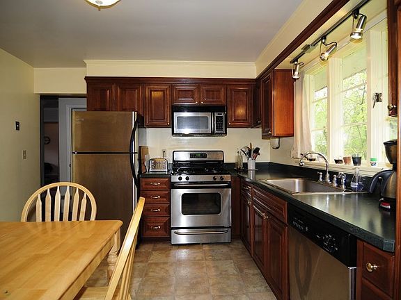 Updated Kitchen with Stainless Appliances
