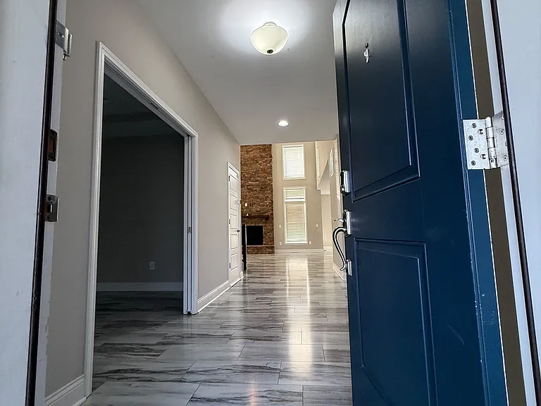 6346 Walker Ct — Photo 28