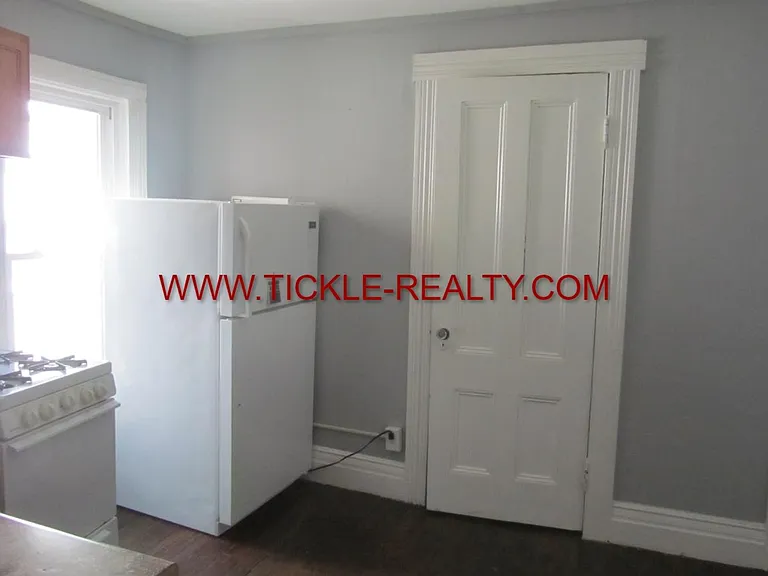 310 Meigs St — Photo 2
