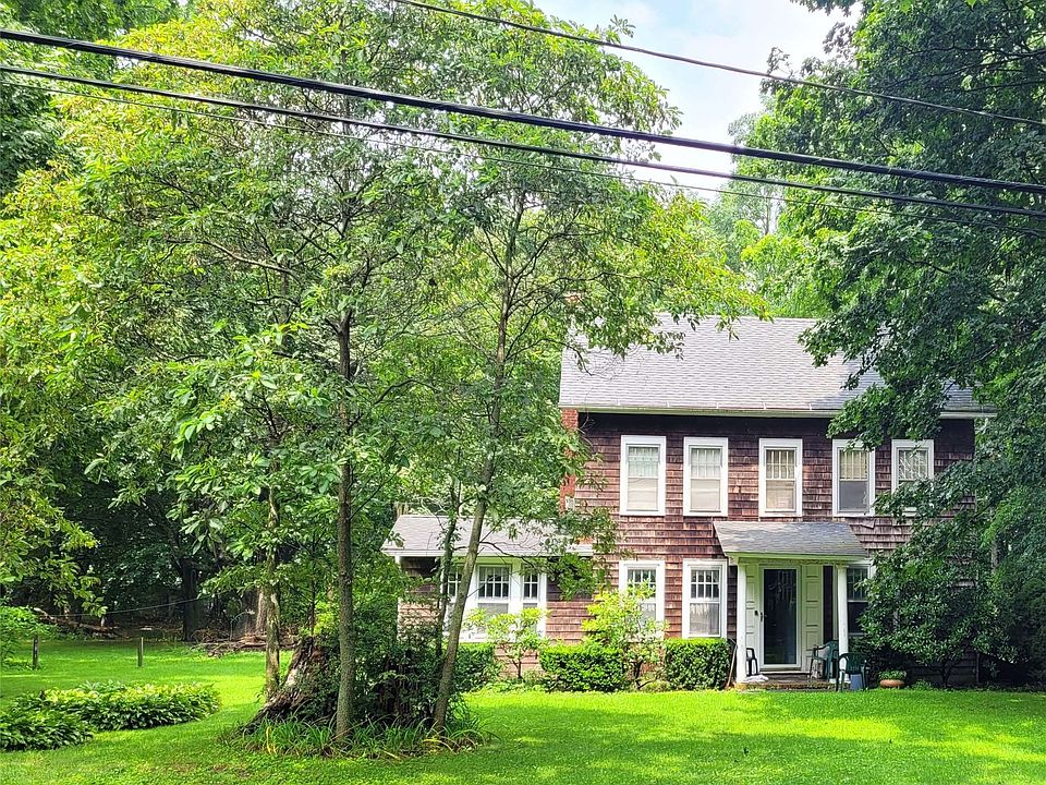225 South Street, Manorville, NY 11949 Zillow