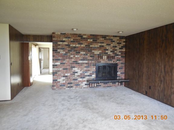3rd image of 1316 W 10th St