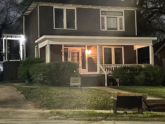 Best looking house on the best street in Westview situated at the best position on the street