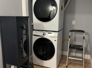 (Undisclosed Address), North Yarmouth, ME 04097