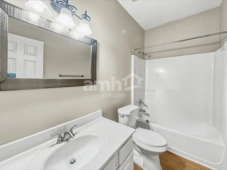 960 Fountain Glen Dr — Photo 15