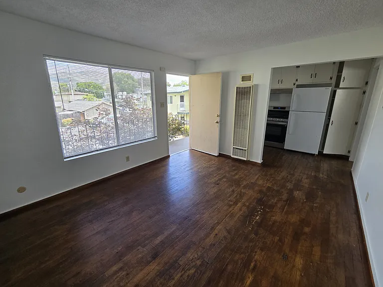 159 Stenner St #4 — Photo 2