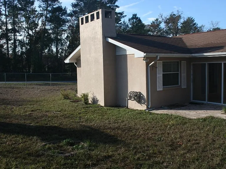 15335 SW 43rd Avenue Rd — Photo 38