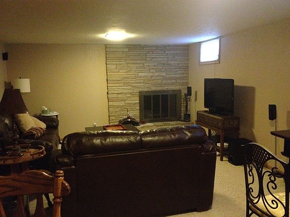 Basement/Multi-Purpose Room