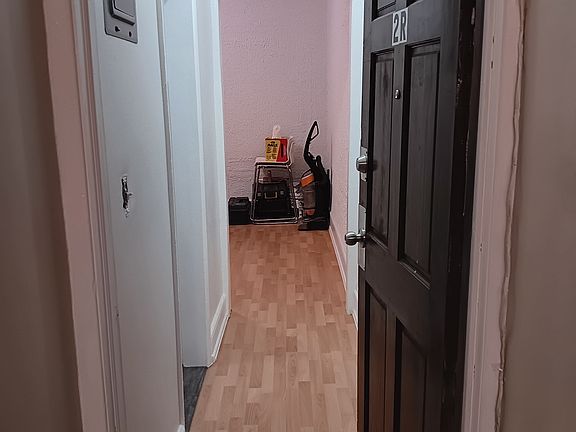 2nd image of 5615 Metropolitan Ave Floor 2