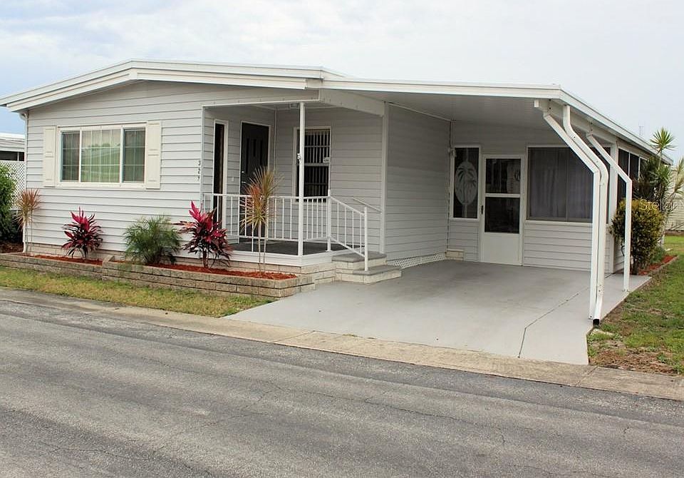 1st image of 327 Sago Palm St