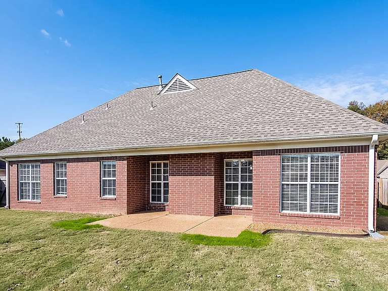 5820 Lillian Bend Dr — Photo 15