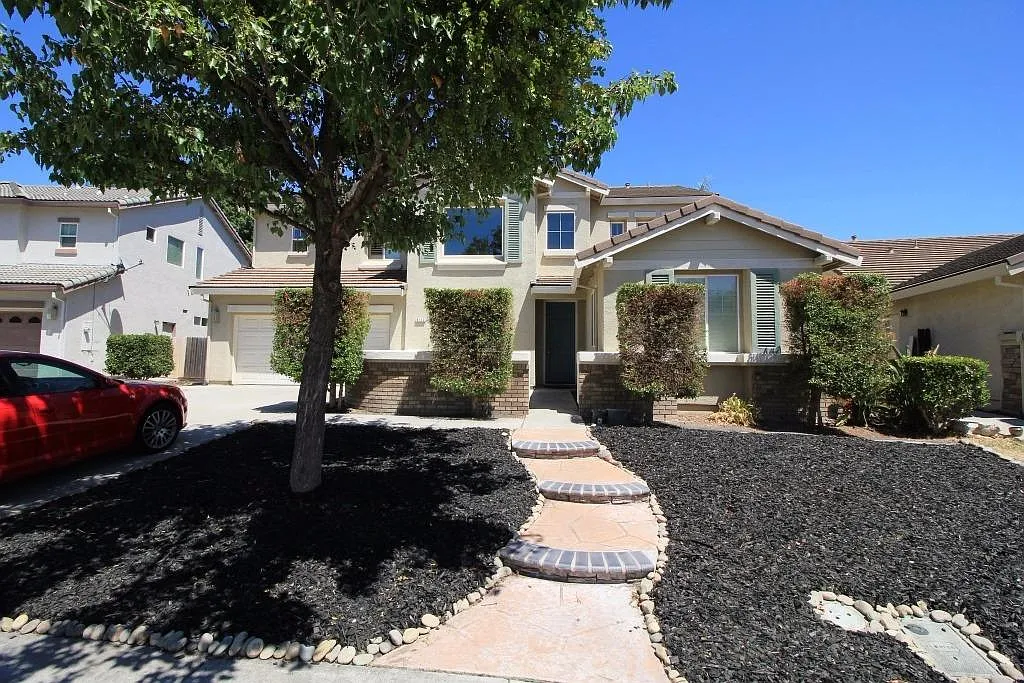 9712 Milan Dr photo 1