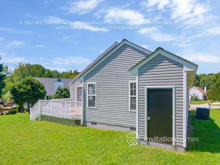 601 Flicker Ct — Photo 23