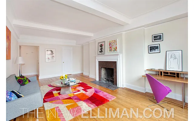 Sold by Douglas Elliman | media 18