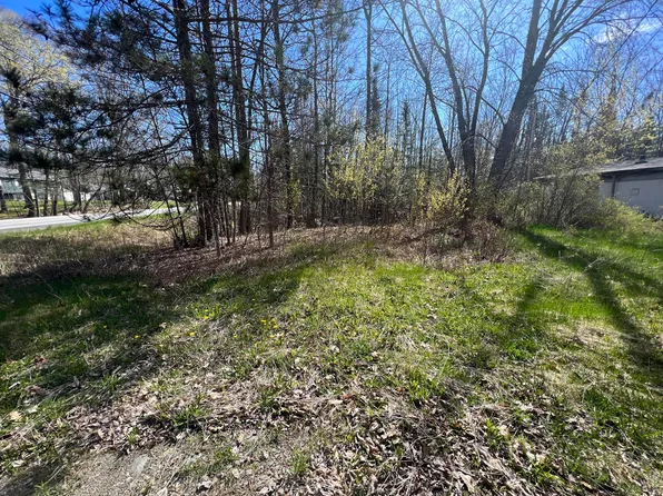 244 North Road, Detroit, ME 04929