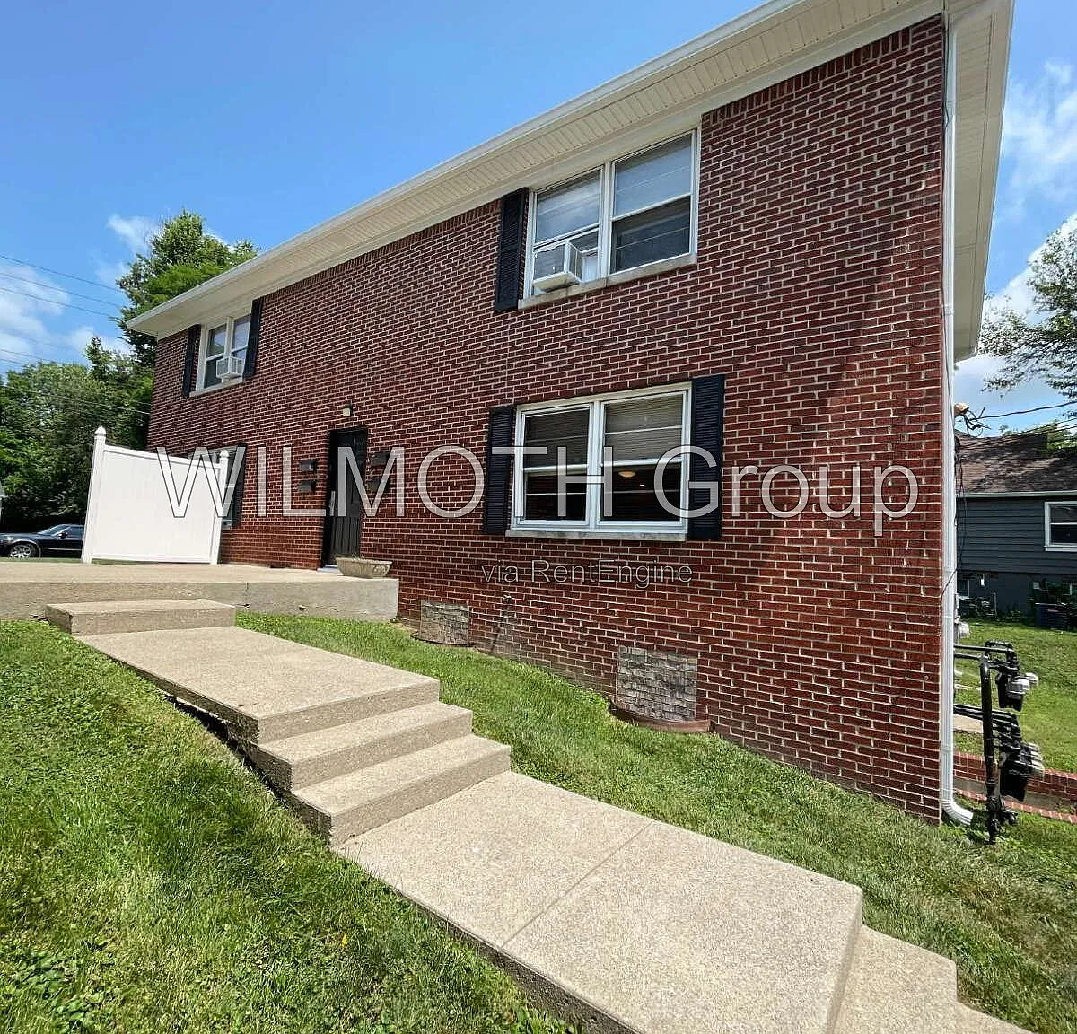 1 bed, 1.0 bath, 500 sqft, $895 — Photo 1