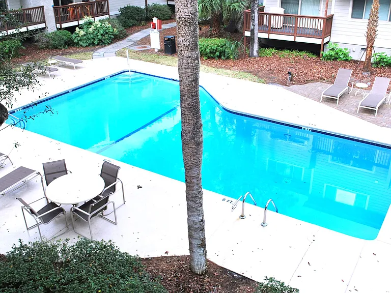 1 Tanglewood Dr #505 — Photo 24