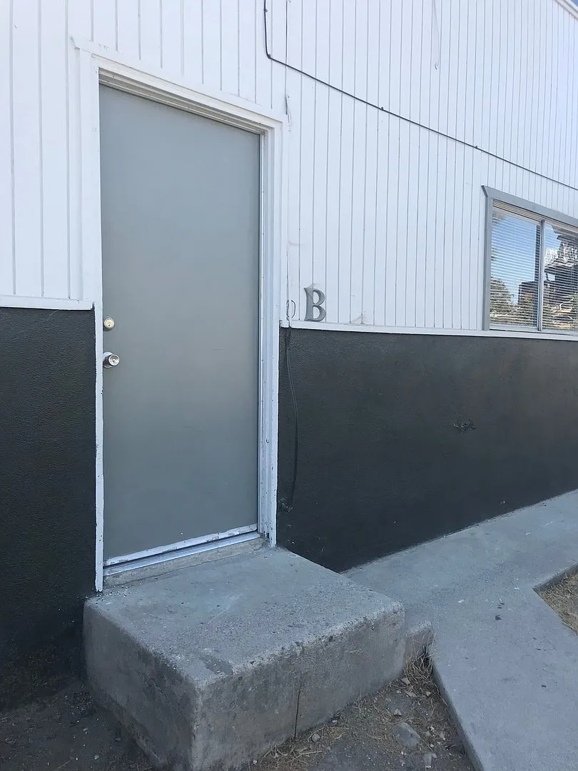 Washington Ave 512 — Photo 1