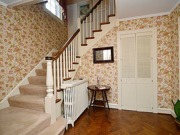 3rd image of 1355 Ashland Ave