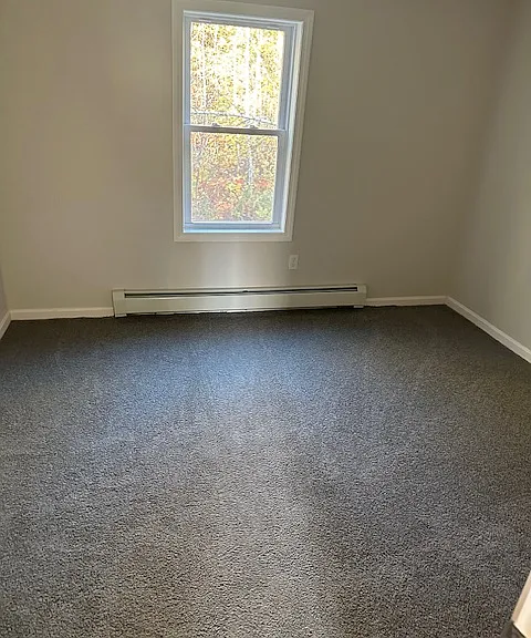 42 Shady Brook Dr — Photo 2