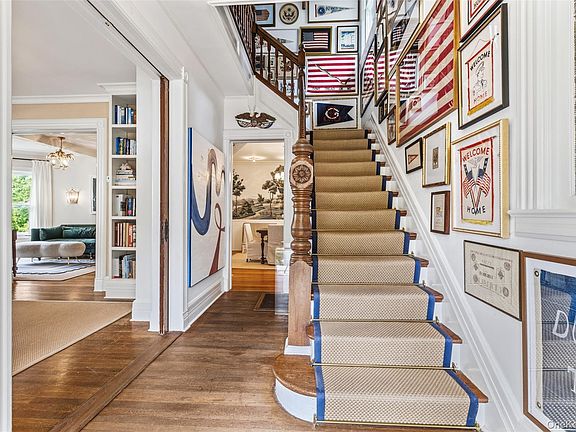 4th image of 42 Mountain Avenue