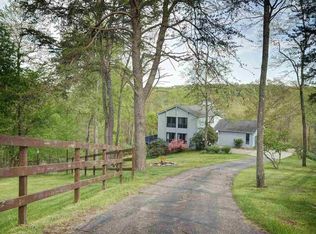 4 Appaloosa Ln, Scott Depot, WV 25560