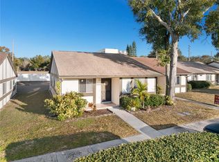 2888 Bancroft Cir E APT 5A, Palm Harbor, FL 34683