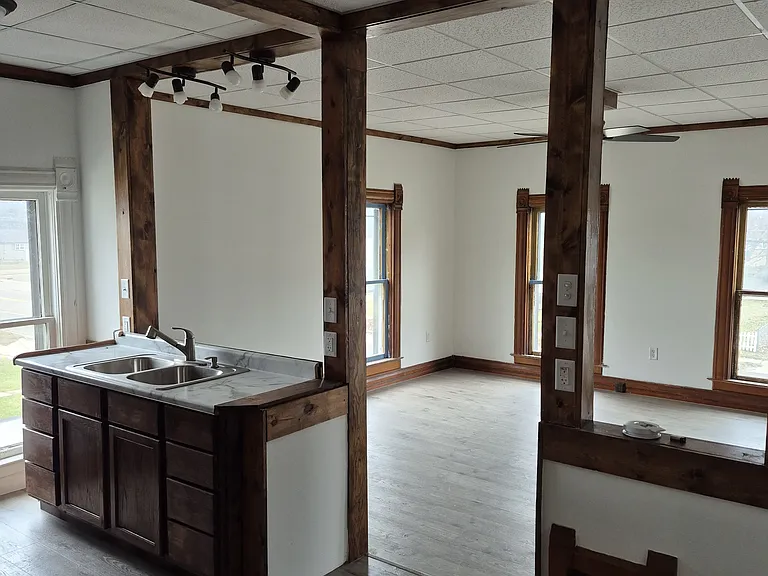 206 W Delaware St #C — Photo 6