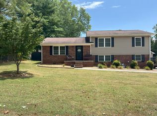 6225 Wintergreen Rd, Morristown, TN 37814