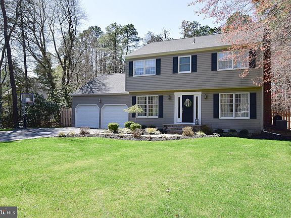 2nd image of 29 Little John Dr