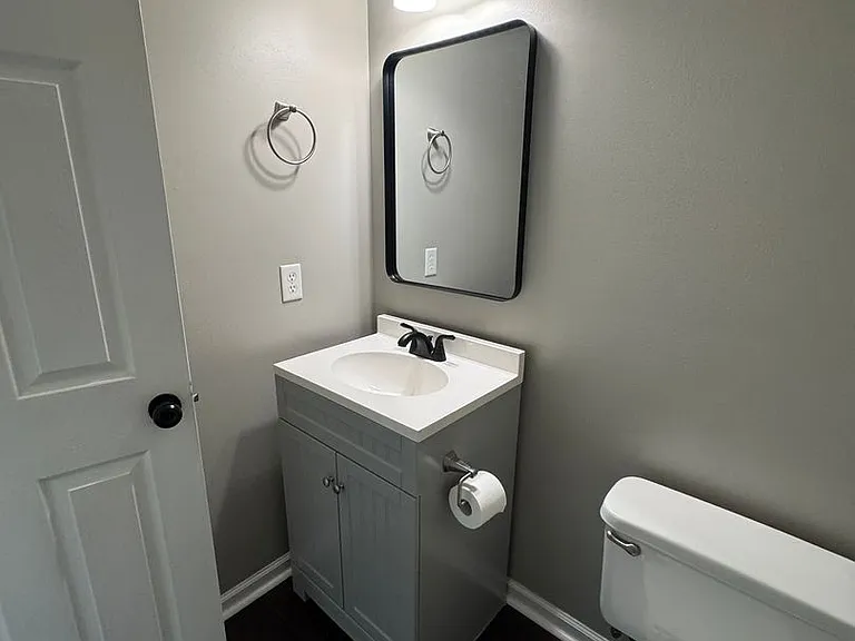 1239 California Dr — Photo 3